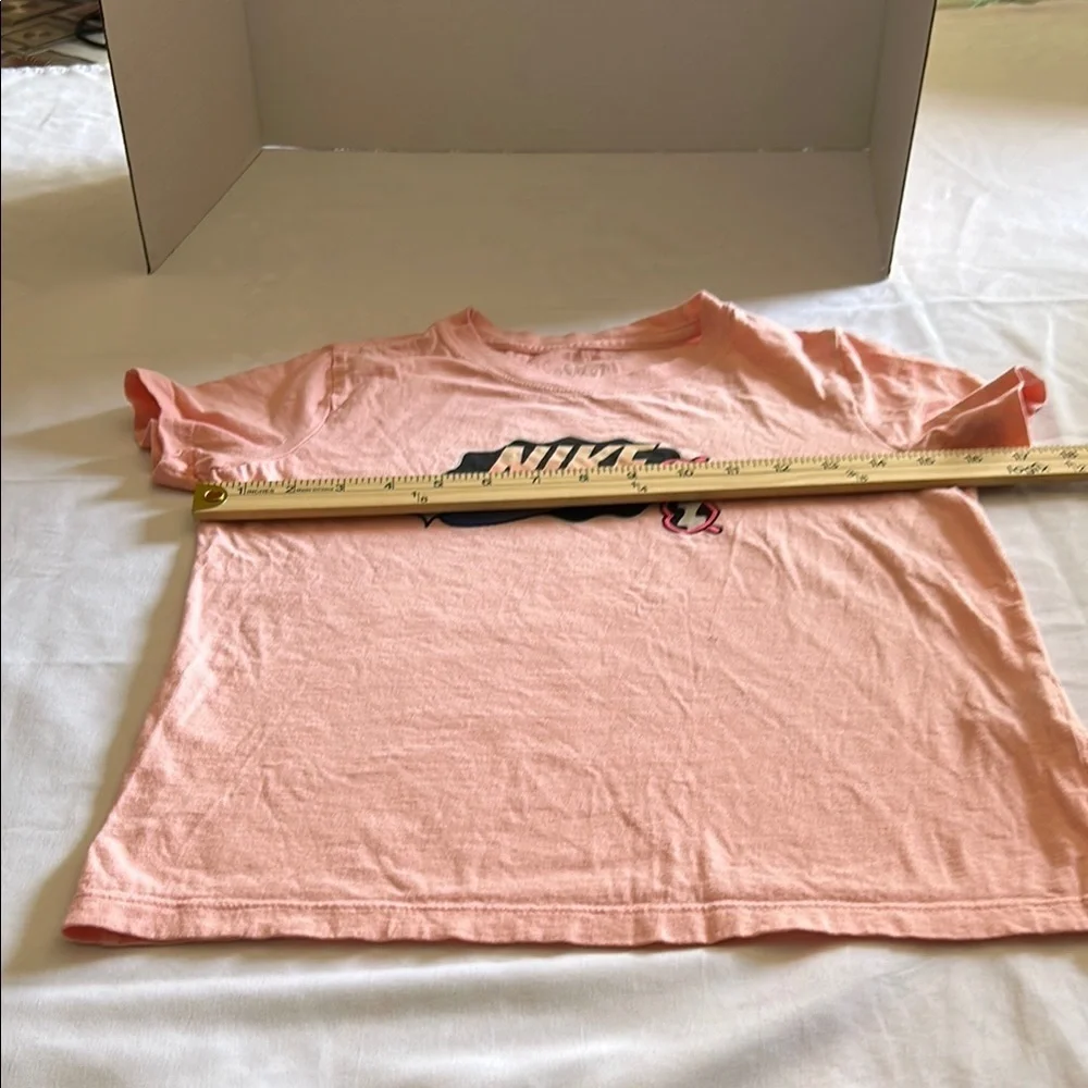 Nike Pink Short Sleeve Tee Casual Comfort
